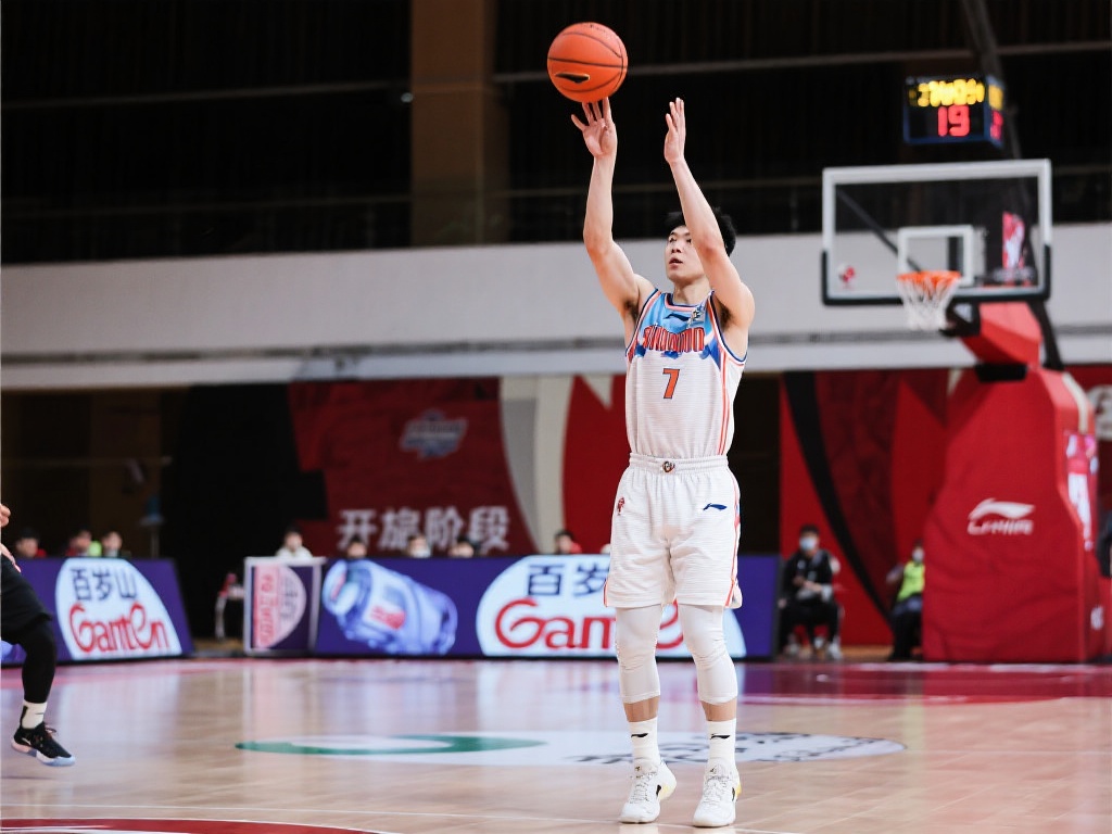 澳门皇冠在线观看最新上线的热门综艺节目推荐